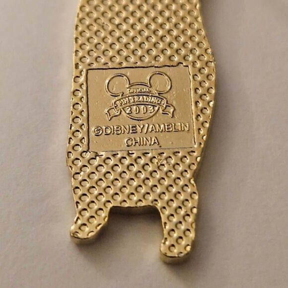 Disney Pin Jessica Rabbit Twirling Hair with Hand on Hip 2003 21984 Sexy Dress - Picture 10 of 12